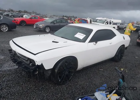 2011 Dodge Challenger R/T z USA, uszkodzony, nr VIN 2B3CJ5DT1BH569953